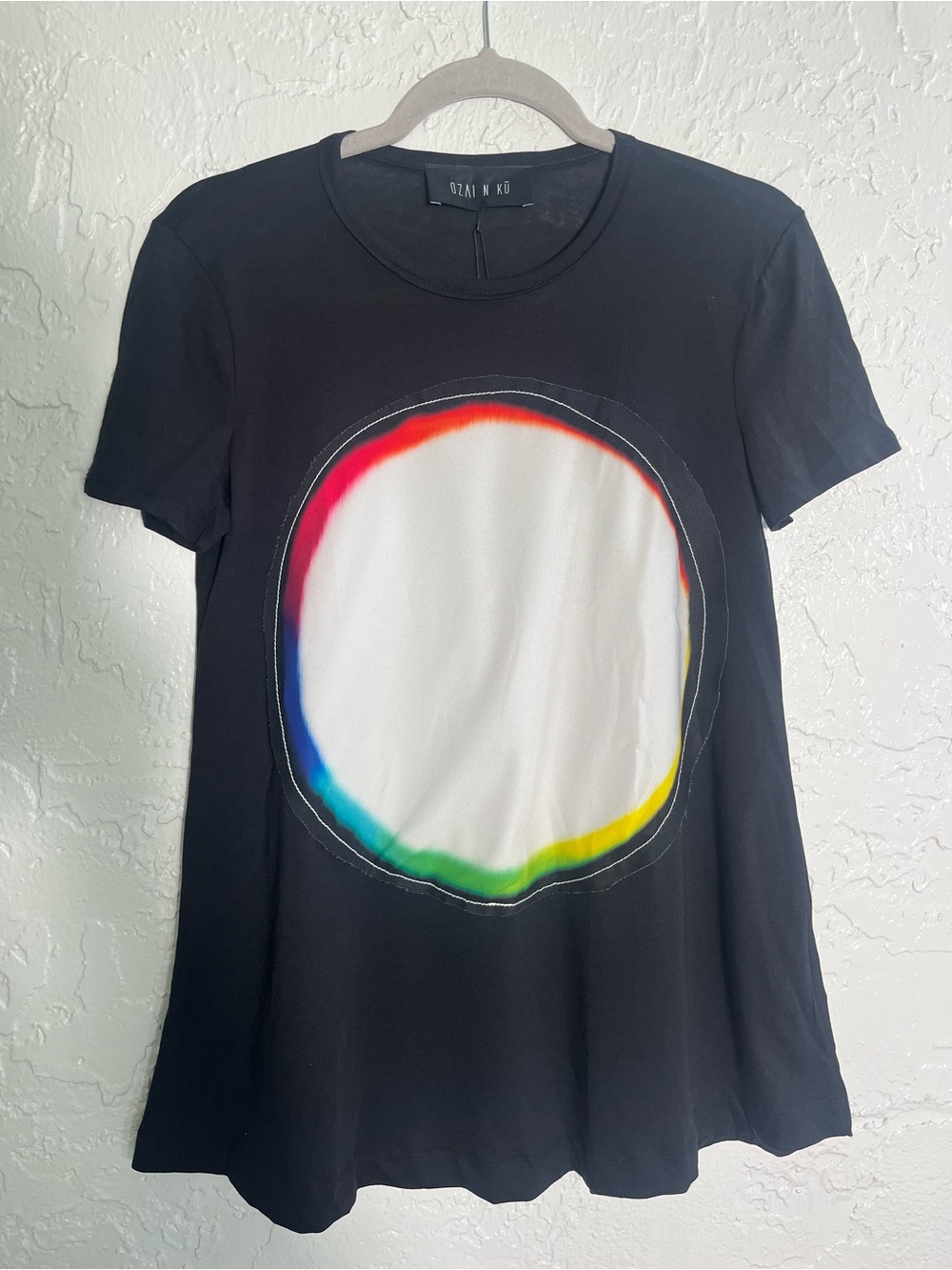 NWT Ozai N Ku XS Black Graphic Art Tee Rainbow Circle Avant Garde Cotton Top